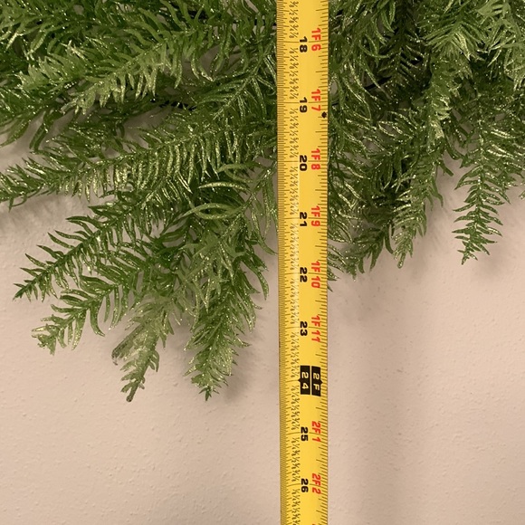 Christmas Modern Shimmering Faux Greenery Wreath for Winter 24” Round - Picture 6 of 11